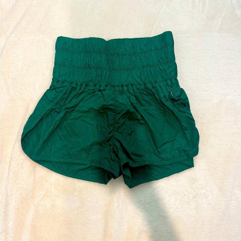 Free people the way home shorts💚💚💚- XS